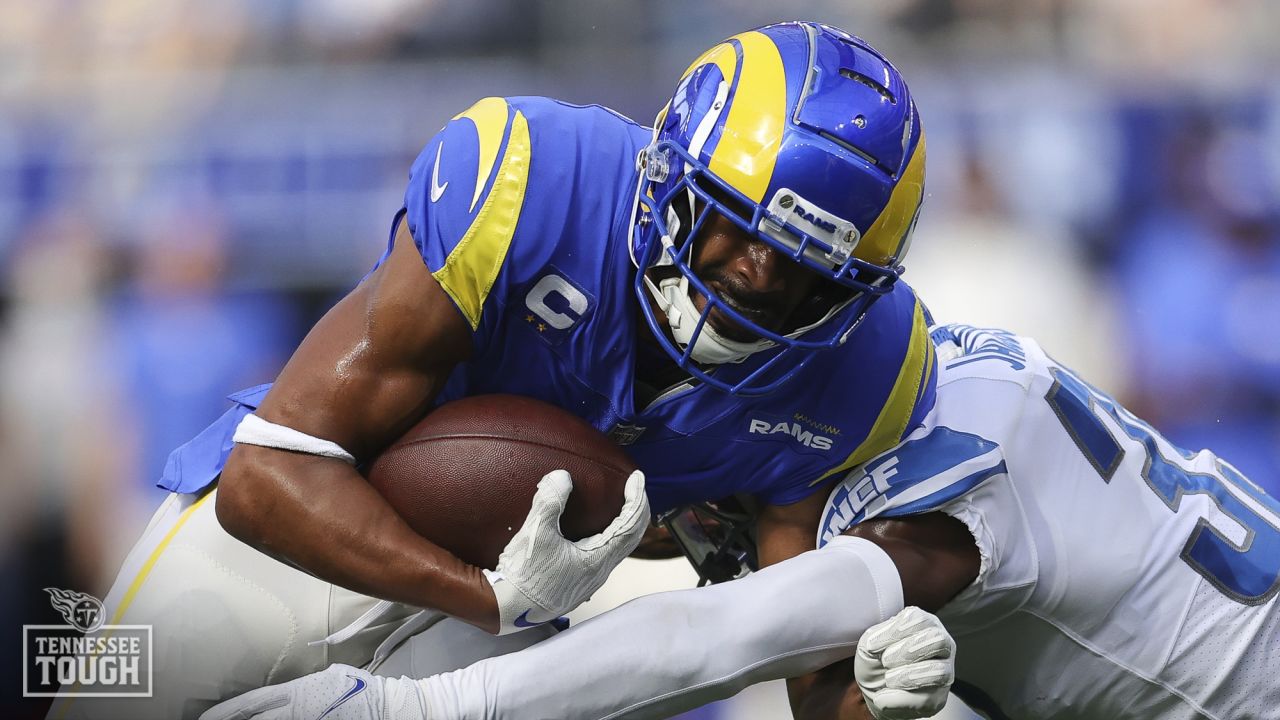 Robert Woods of the Los Angeles Rams catches the ball against the