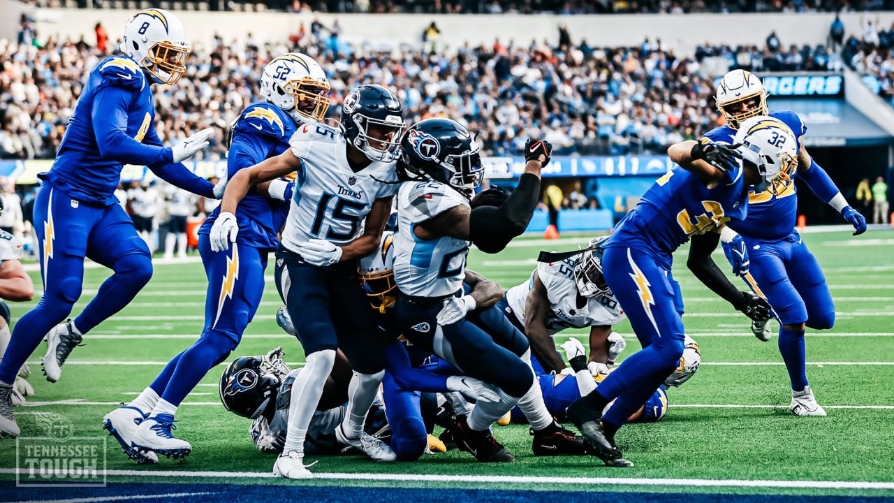 NFL: Los Angeles Chargers at Tennessee Titans, Fieldlevel