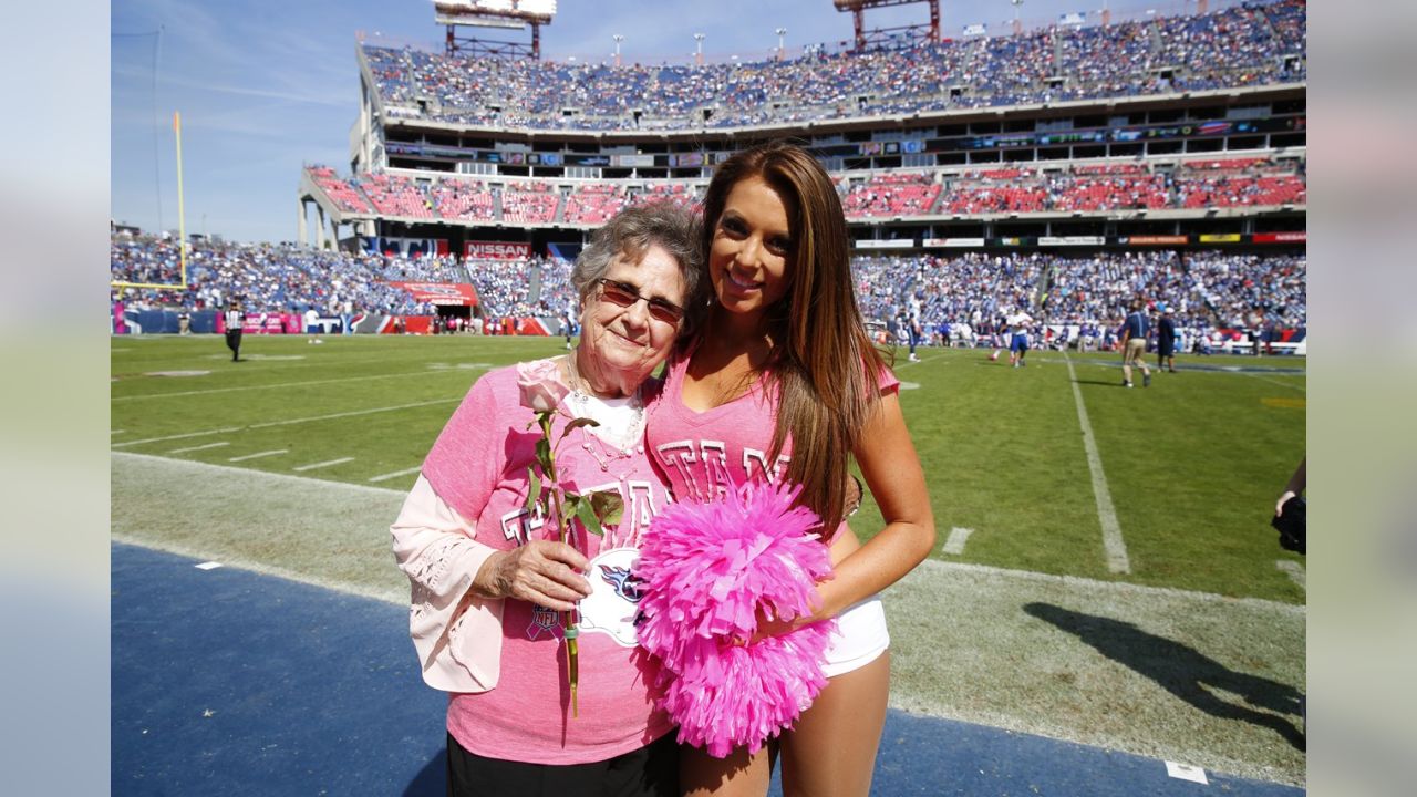 Titans Supporting Breast Cancer Awareness Sunday vs. Texans