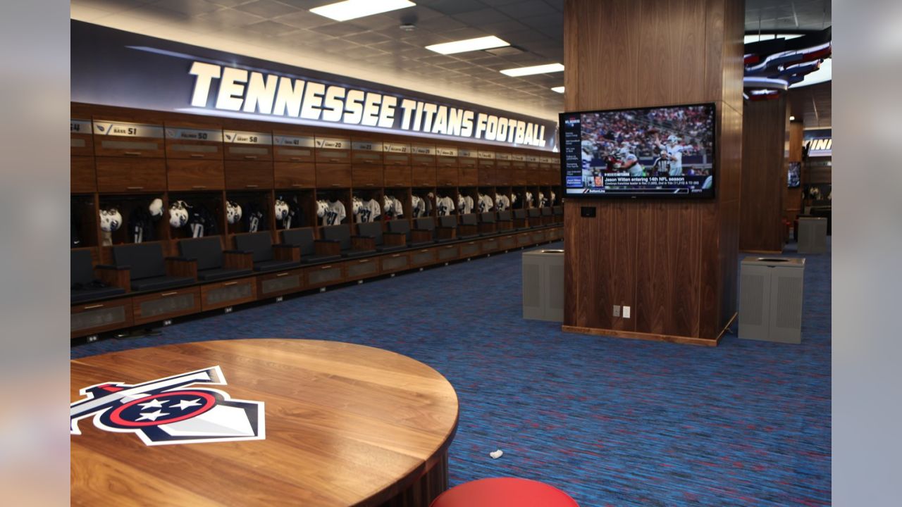 Tennessee Titans NFL Personalized Locker Room Print