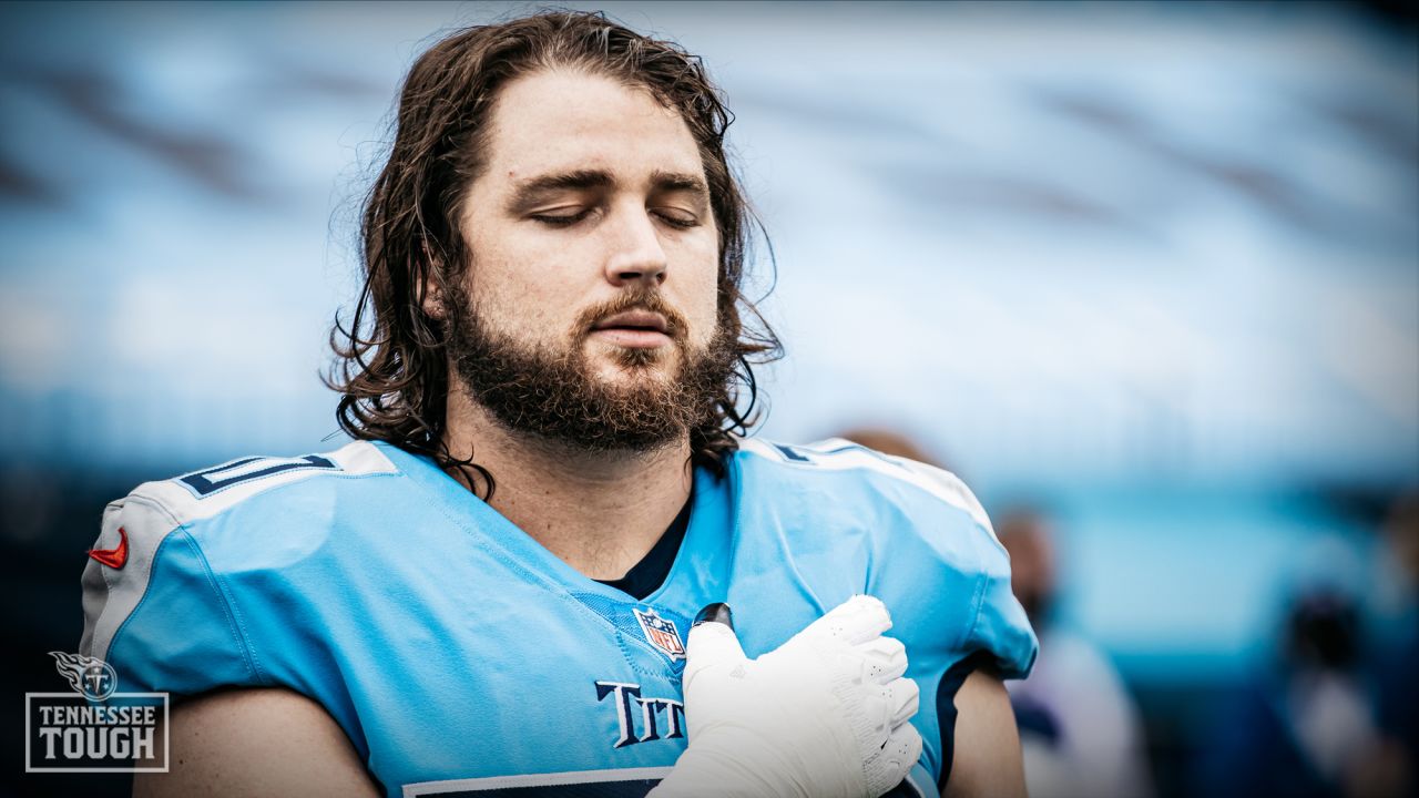 Tennessee Titans lineman Ty Sambrailo, 29, retires