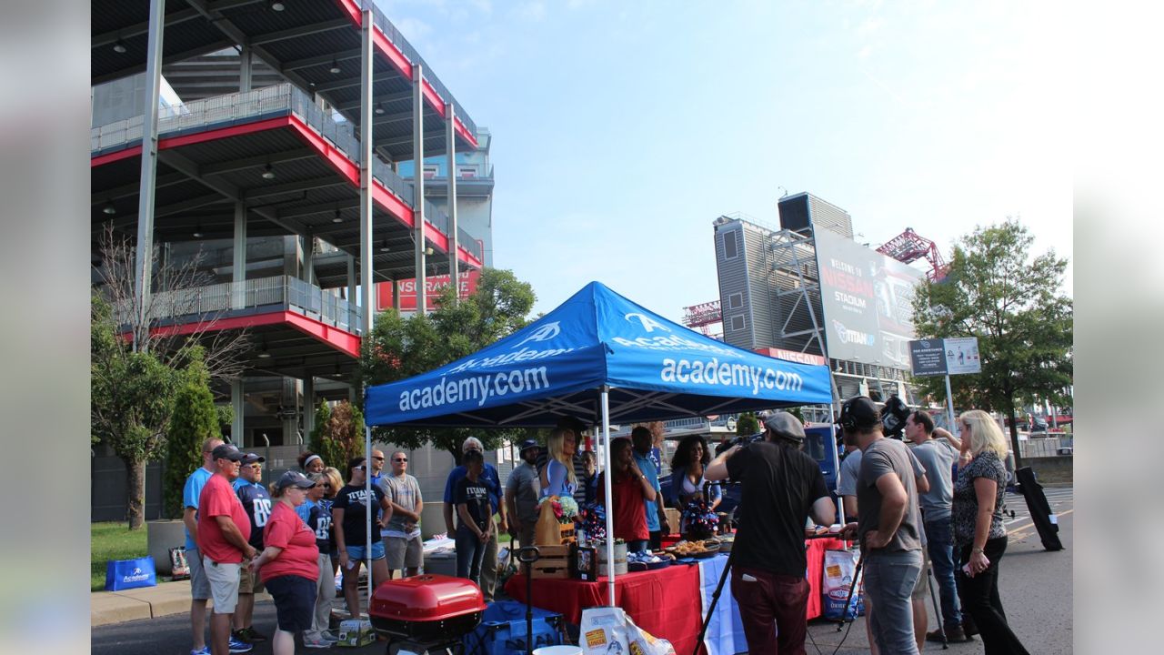 Titans, Academy Host Tailgating Event at Nissan Stadium