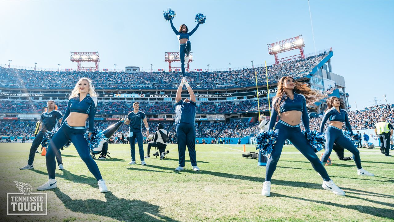 Jaguars spread some holiday cheer in 38-17 win over the Titans at EverBank  Field on Christmas Eve