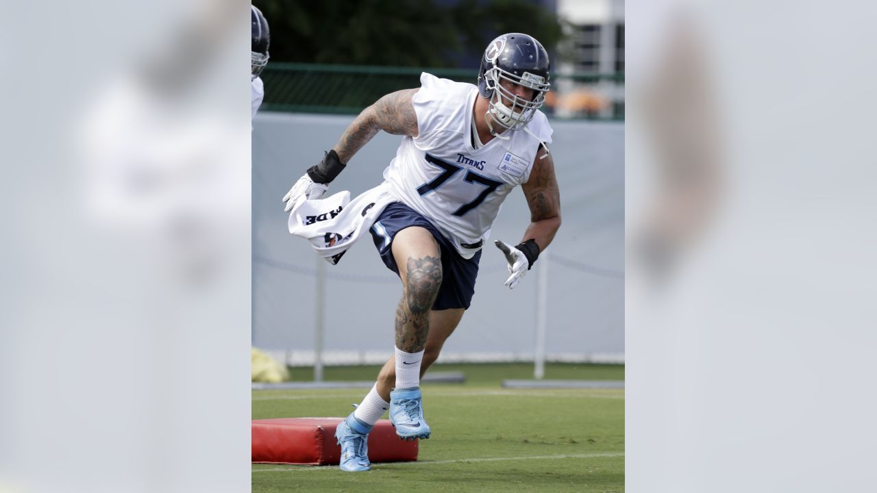 Taylor Lewan Tennessee Titans 2014 2022 Once A Titan, Forever A Titan Thank  You For The Memories Signatures Shirt - Limotees