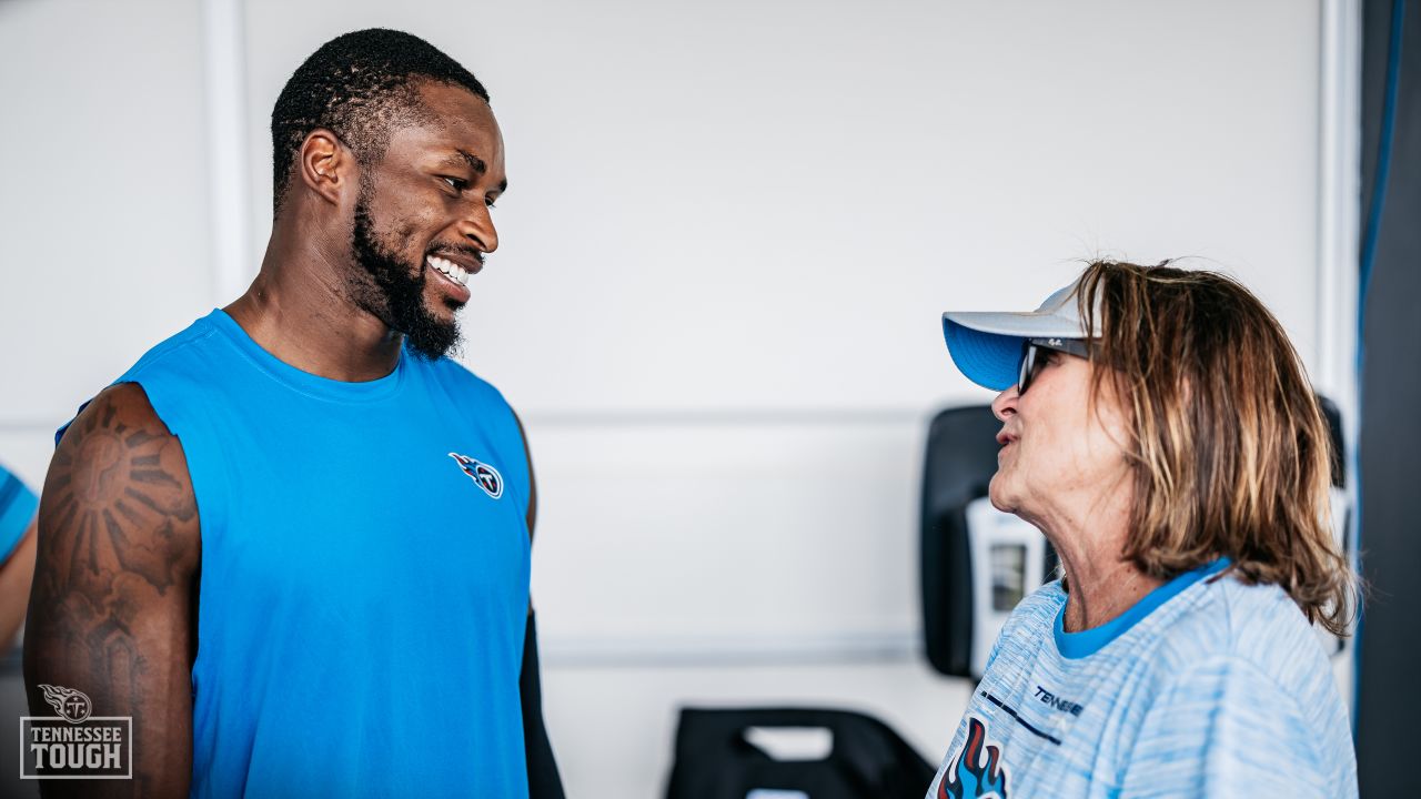 Tennessee Titans safety Kevin Byard has MTSU jersey No. 20 retired