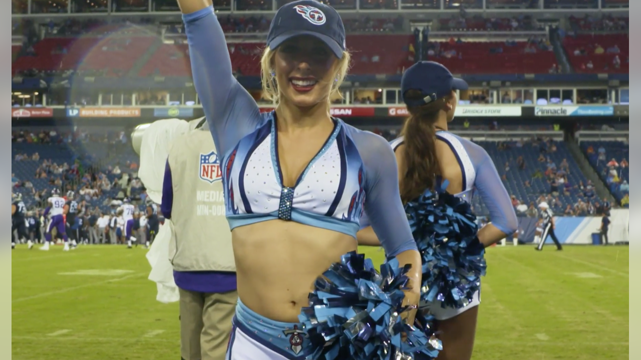 Titans Cheerleader Spotlight: Katie