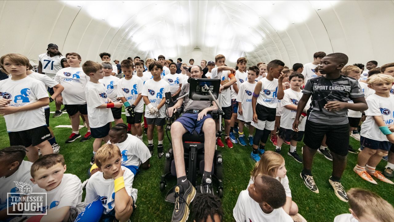 Tennessee Titans Coaches, Players Host Tennessee Athletes at 'Camp 59' the  Tim Shaw Youth Football Camp