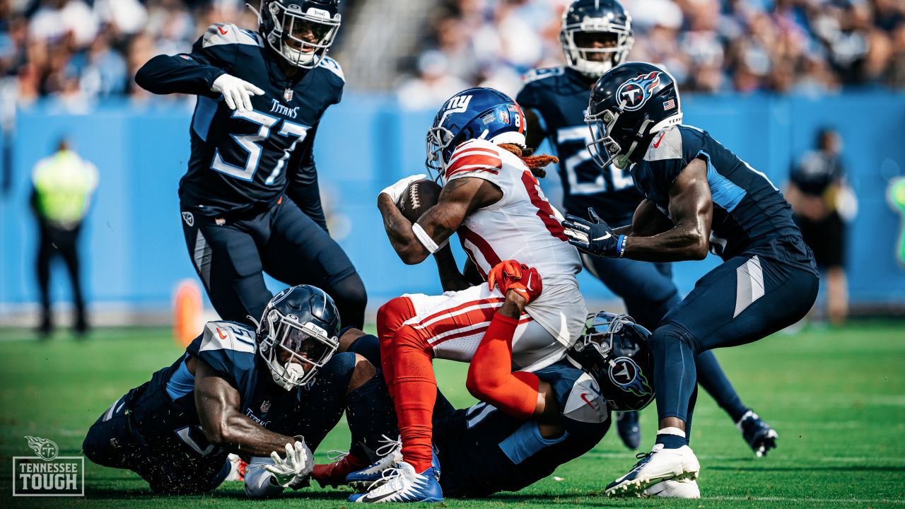 Tennessee Top 25  Giants vs. Titans Photography