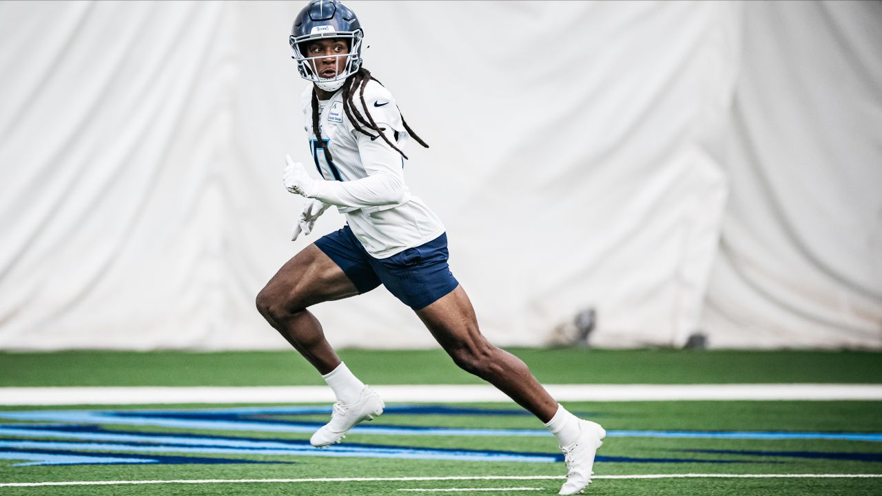 Tennessee Titans safety Amani Hooker (37) walks of the field after an NFL  football training camp practice Monday, July 31, 2023, in Nashville, Tenn.  (AP Photo/George Walker IV Stock Photo - Alamy