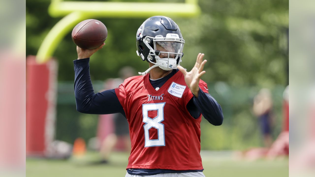 November 05, 2018:.Tennessee Titans quarterback Marcus Mariota (8