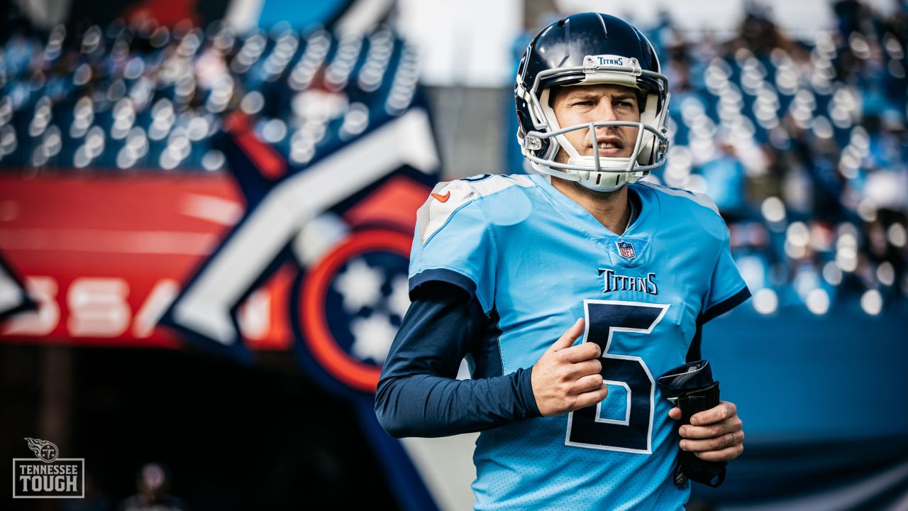 Brett Kern - Punter for the Tennessee Titans - Tennessee titans