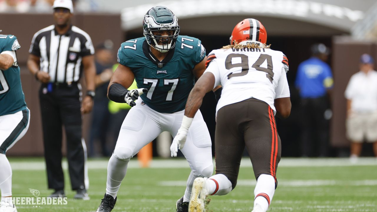 Titans Agree to Terms With Former Eagles Tackle Andre Dillard