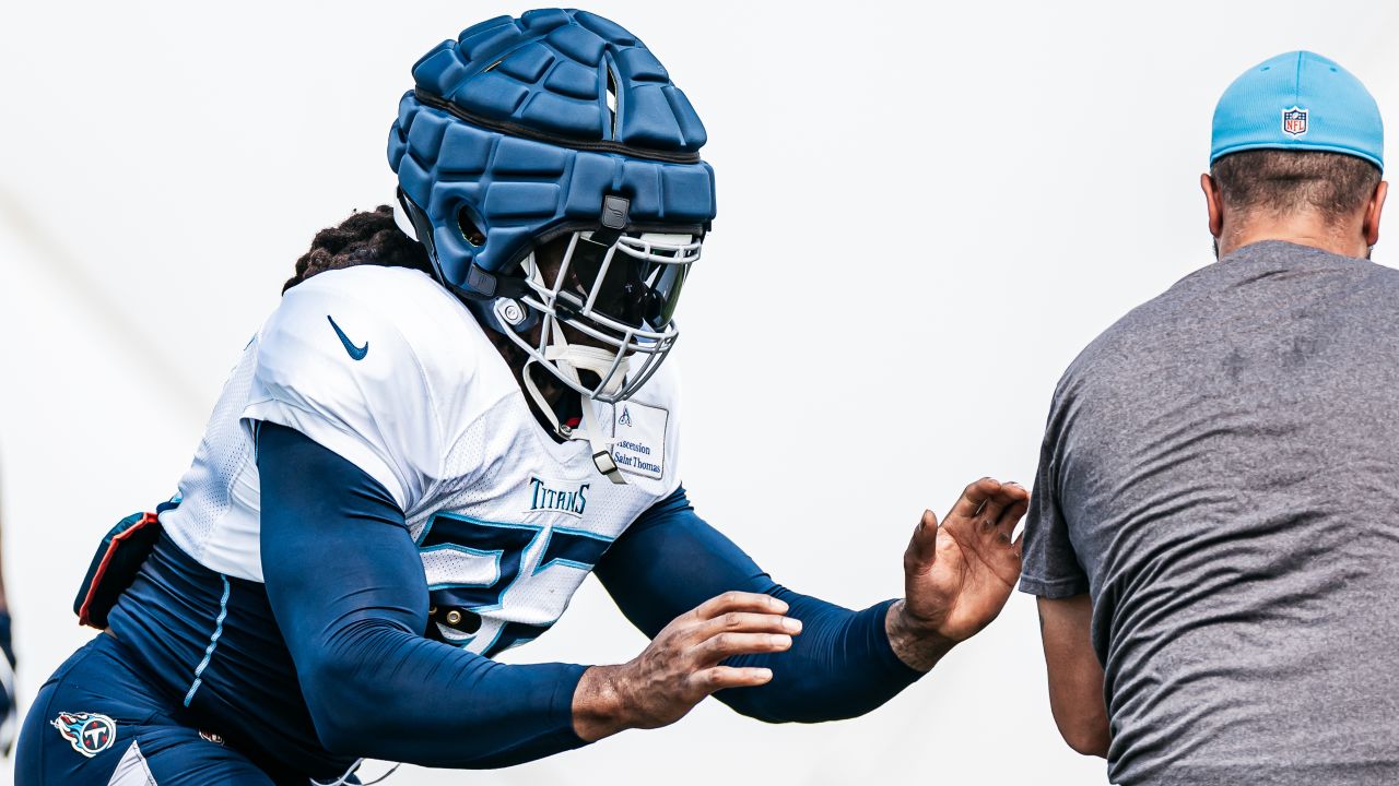 Tennessee Titans running back Derrick Henry (22) stretches during practice  at the NFL football team's training facility Wednesday, June 7, 2023, in  Nashville, Tenn. (AP Photo/George Walker IV Stock Photo - Alamy