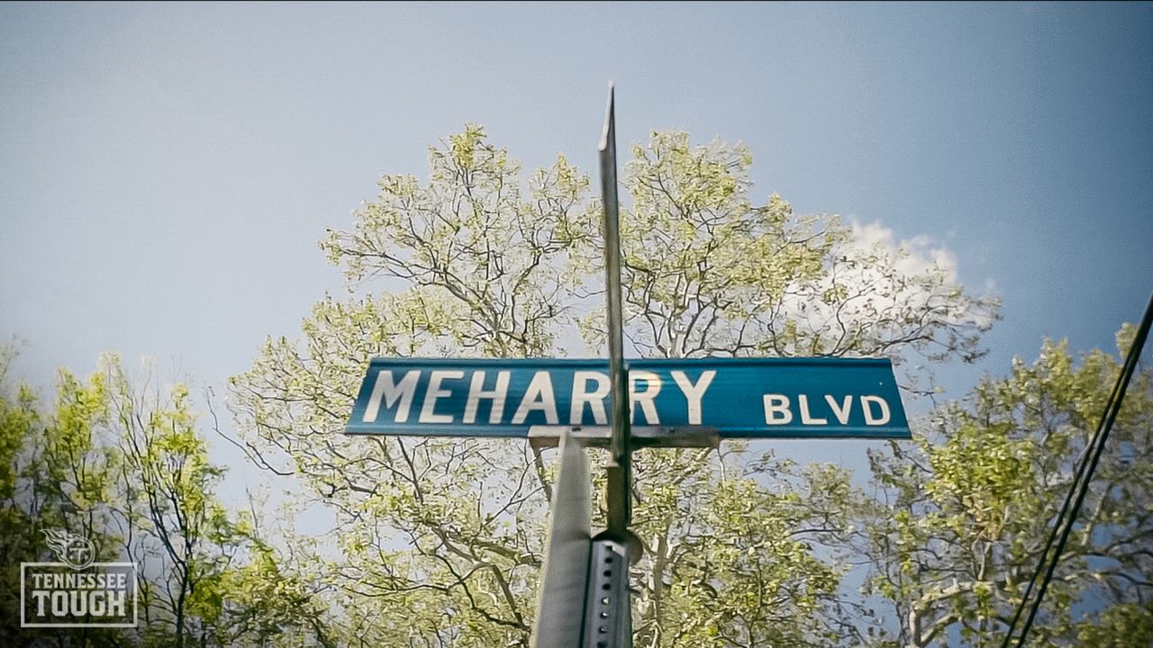 Tennessee Titans Street Sign