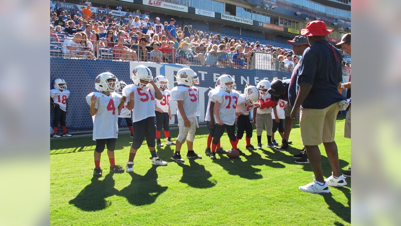 Tennessee Titans on X: Tiny Titans take the field vs. mini Ducks Titans  host 5th annual Youth Football Jamboree for 700+ youth players (36 total  teams) at @NissanStadium @NFLPlayFootball