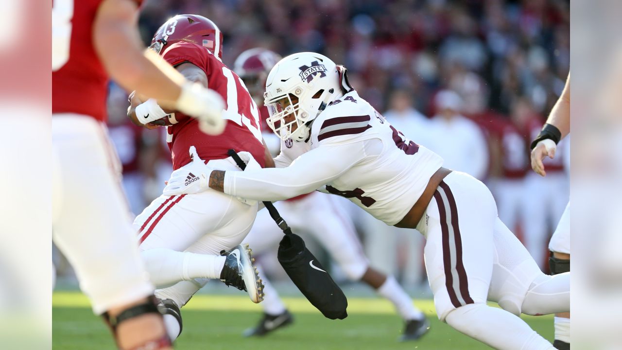 Titans First-Round Pick Jeffery Simmons Focused on Rehab, Playbook