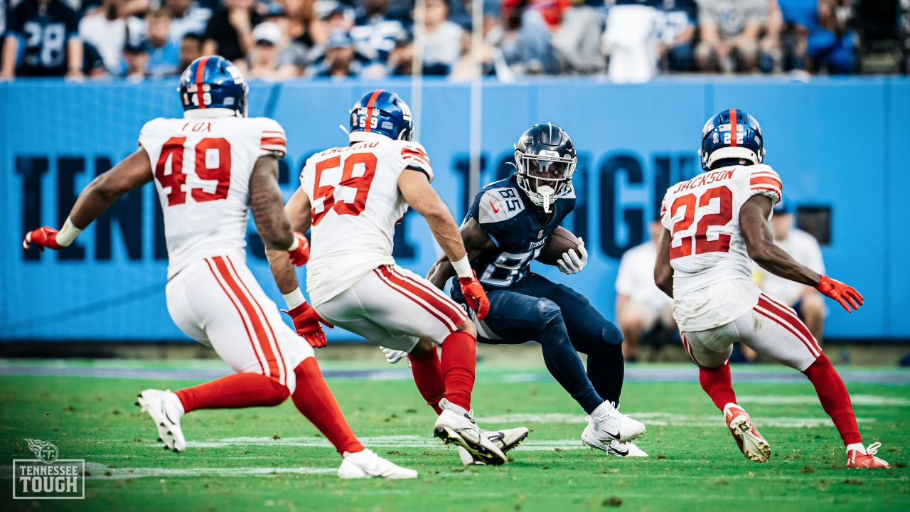 Tennessee Titans on X: TN Top 25  Giants vs. #Titans Photography