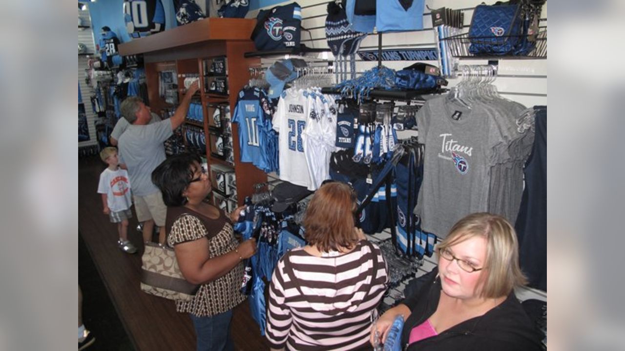 Titans Locker Room Store