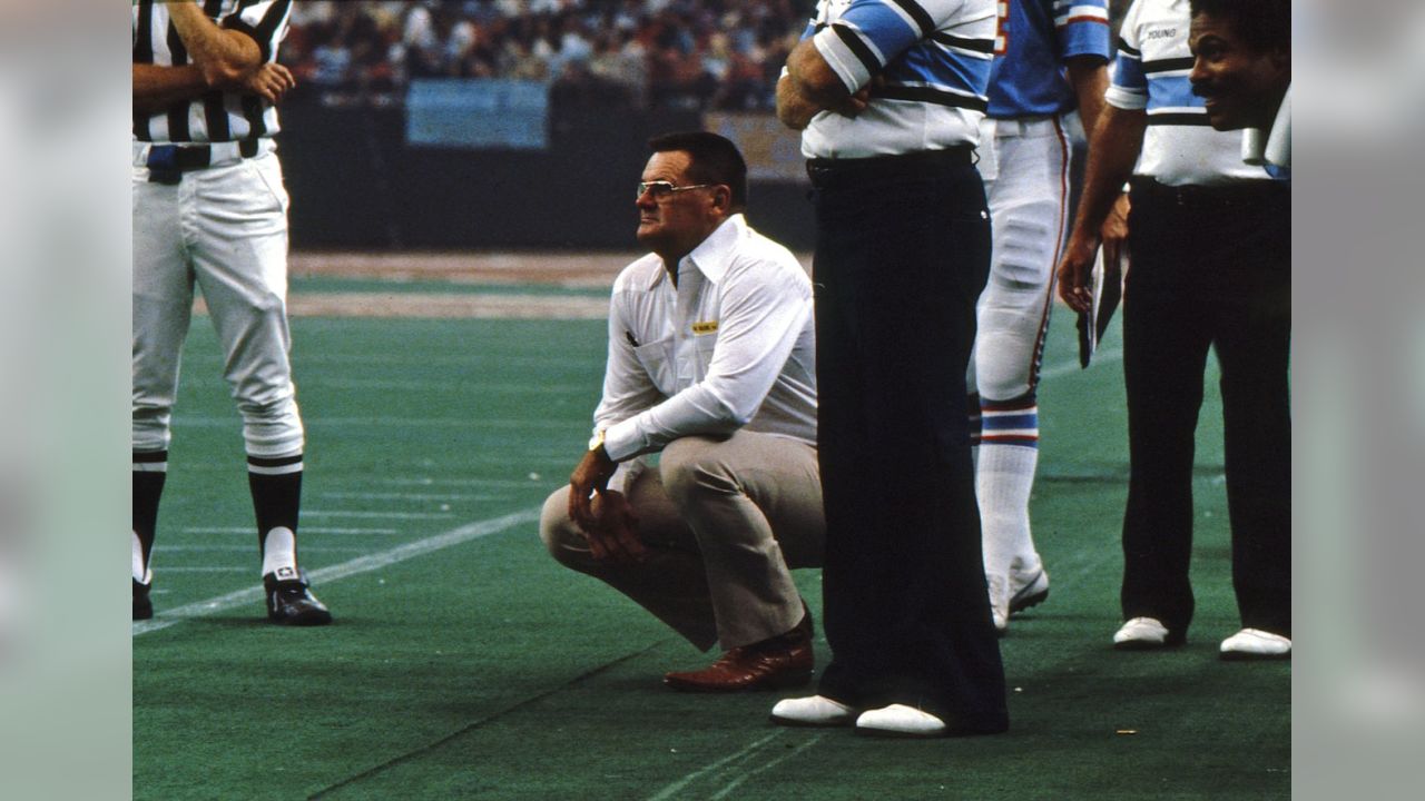 Bum Phillips, Homespun Coach Behind Oilers' Rise, Dies at 90 - The