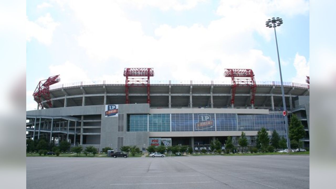 NFL Football Stadiums - Tennessee Titans Stadium - LP Field