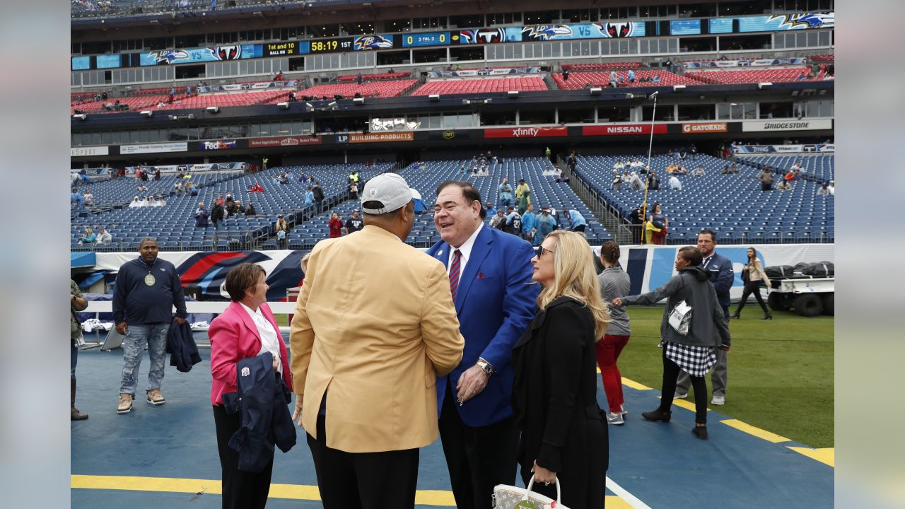 Robert Brazile Inducted Into Ring of Honor