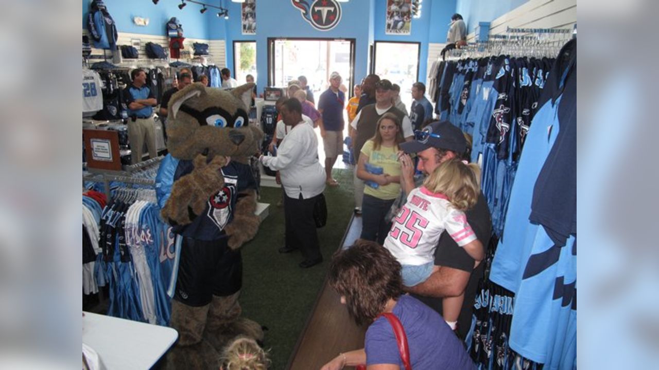 Titans Locker Room Store