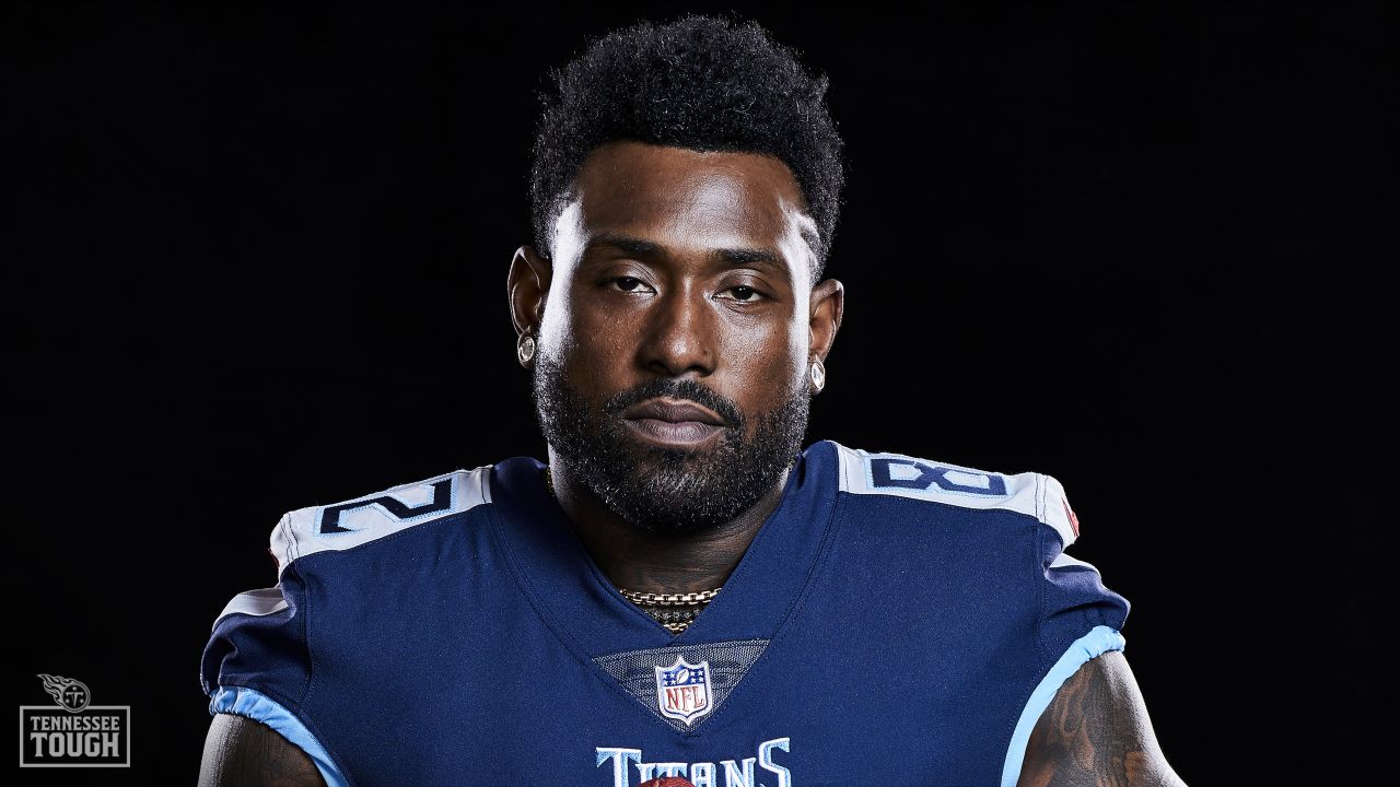 Titans' Delanie Walker returns to Pomona High to host annual youth