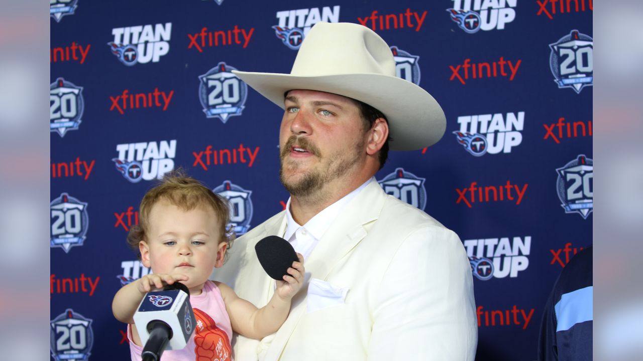 Taylor Lewan Tennessee Titans 2014 2022 Once A Titan, Forever A Titan Thank  You For The Memories Signatures Shirt - Limotees