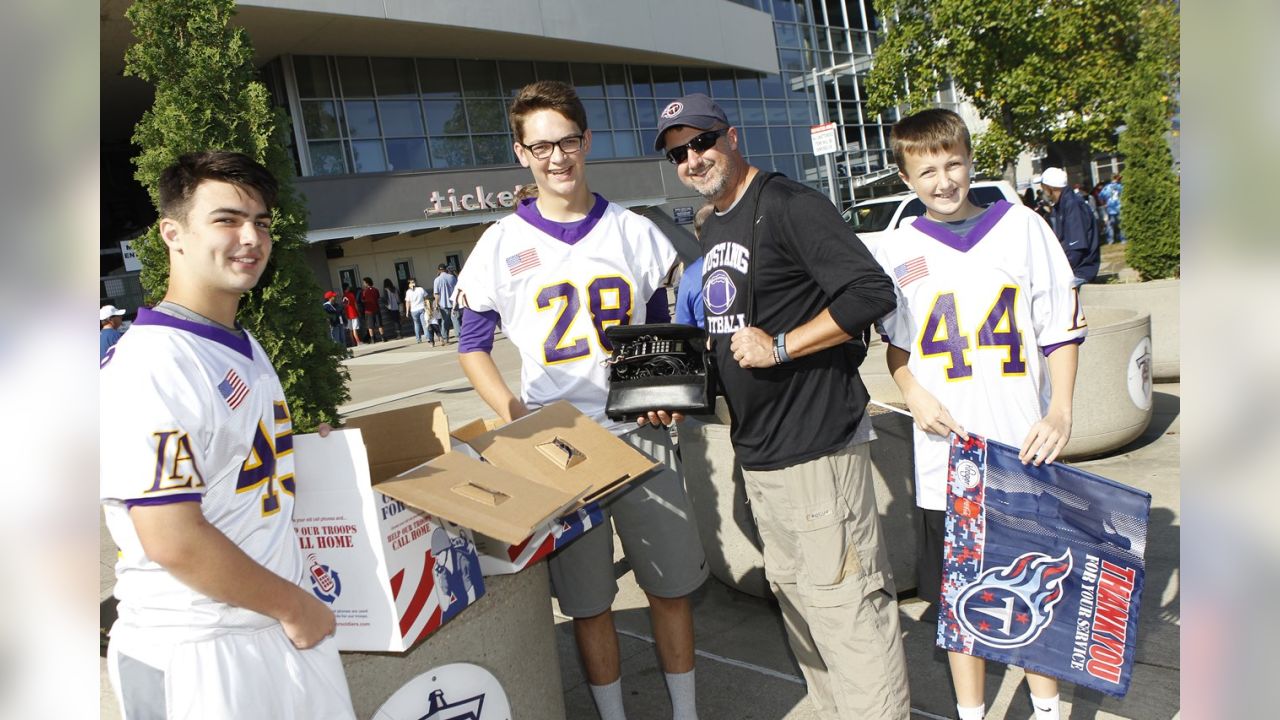 Titans Honor Veterans at Military Appreciation Breakfast