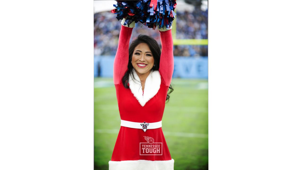 TTC Mari, TTC - Tennessee Titans Cheerleaders & T-Rac