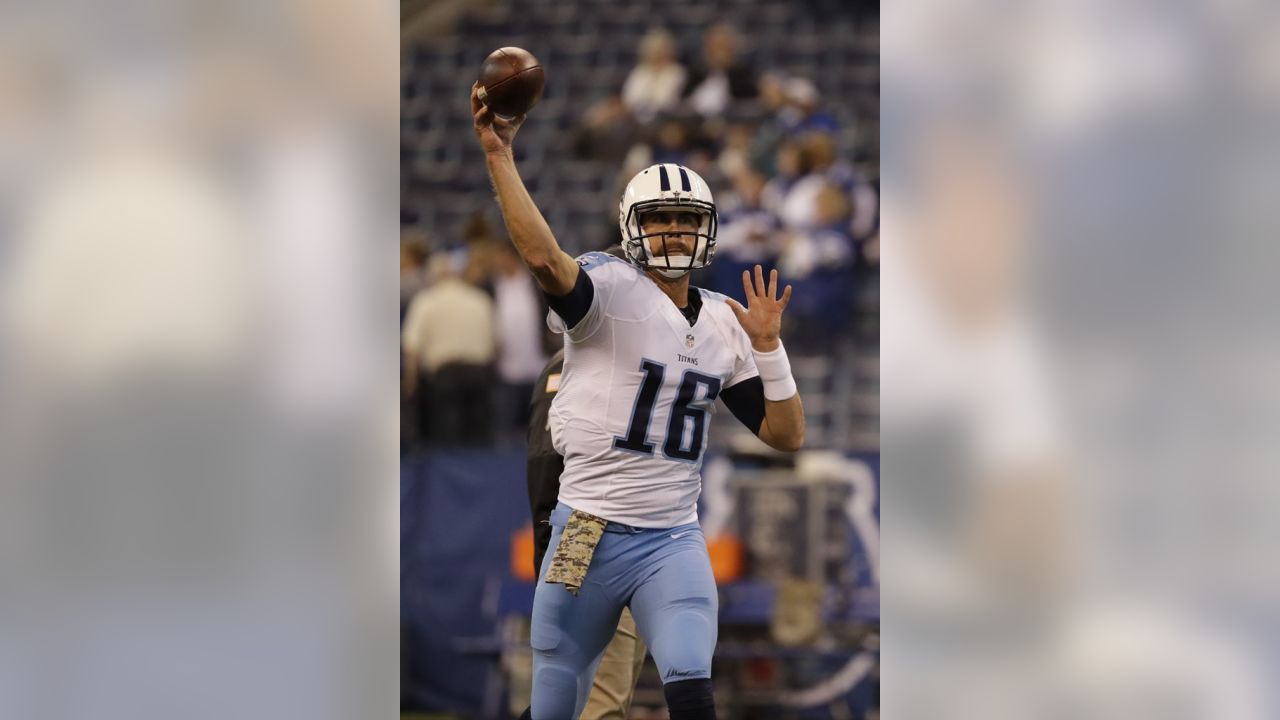 Peyton Manning is Marcus Mariota's biggest fan 