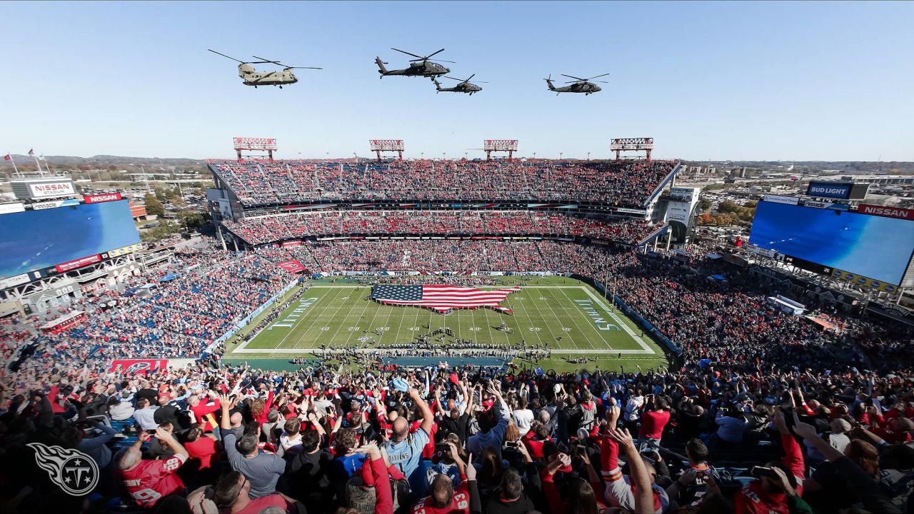 DVIDS - Images - 2018 Titans Salute to Service [Image 1 of 5]