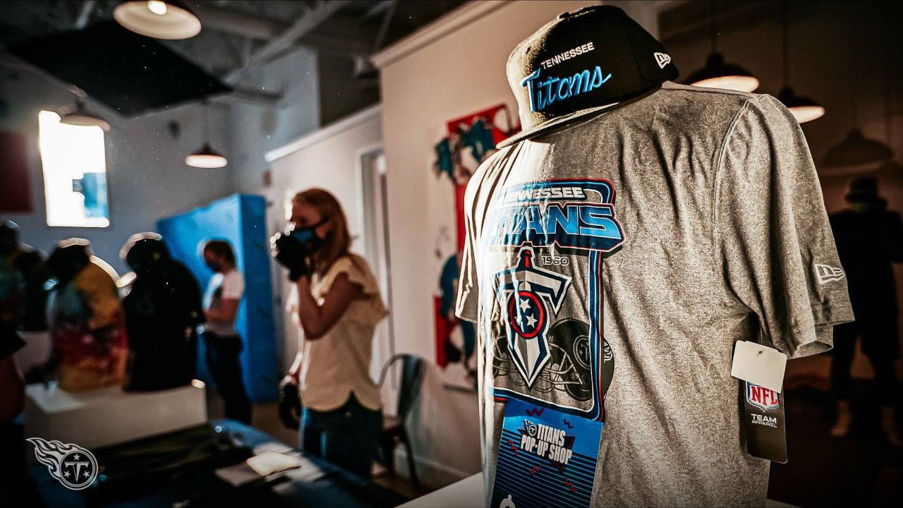 Fans Enjoy Titans Pop-Up Shop