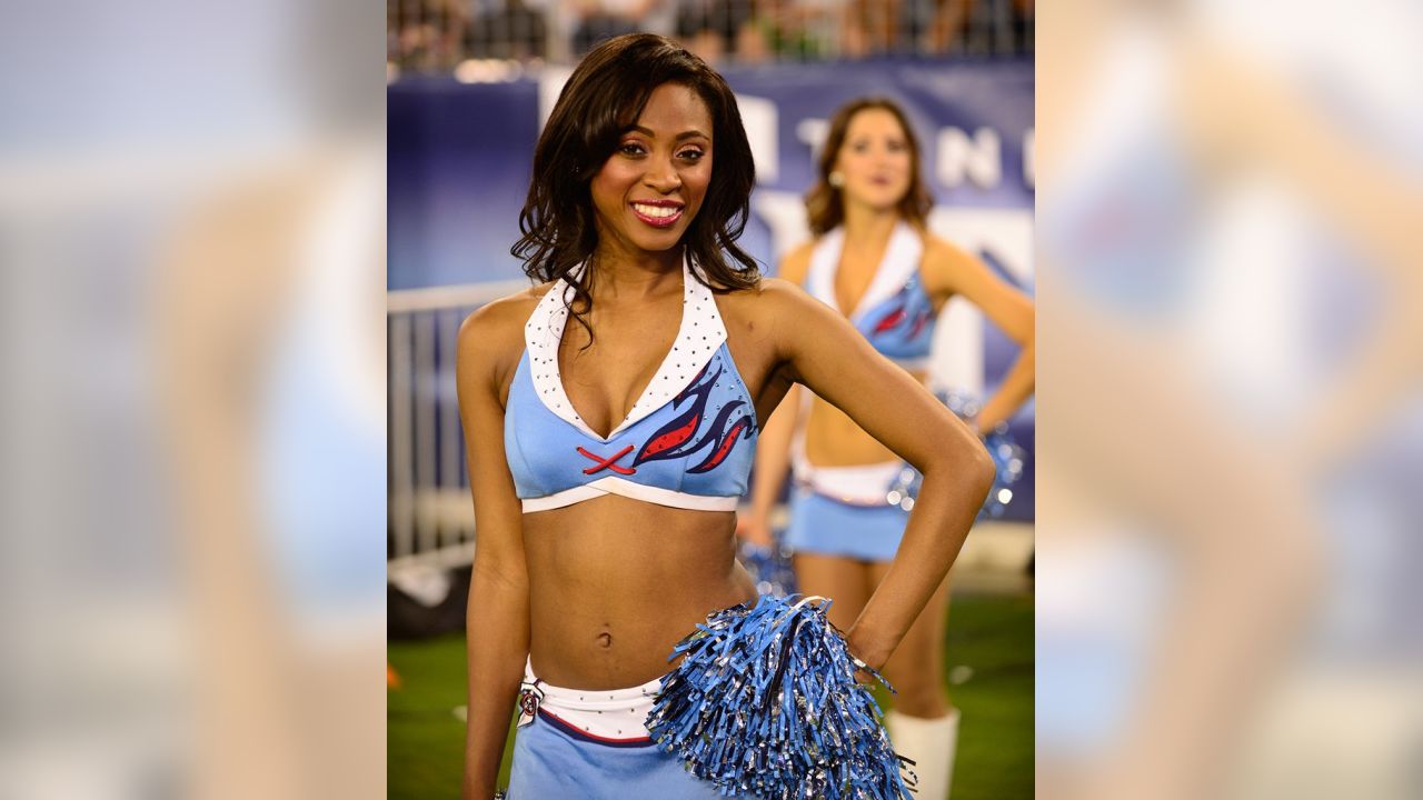 Titans Cheerleader Jessica Is Smarter than You (Photos)