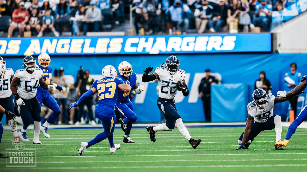 Los Angeles Chargers Baby Groot And Grinch Best Friends Football