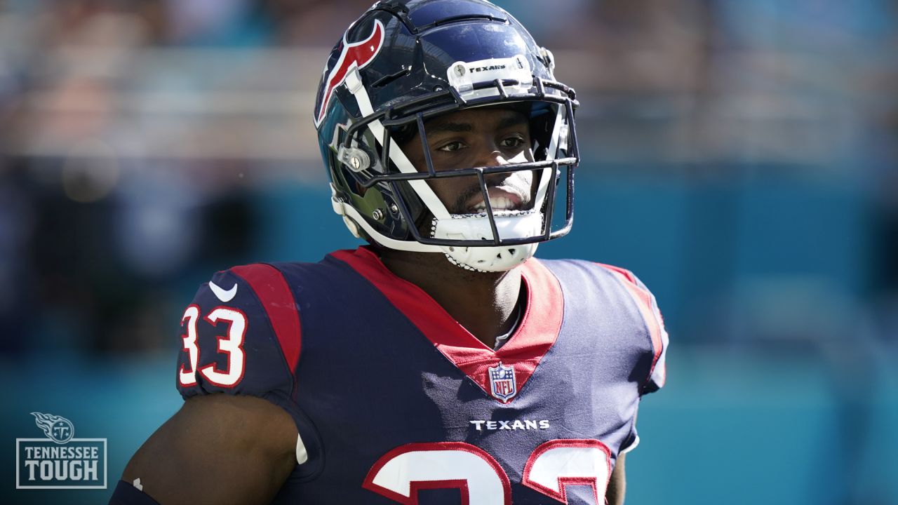 Tennessee Titans safety A.J. Moore (33) in action during the first