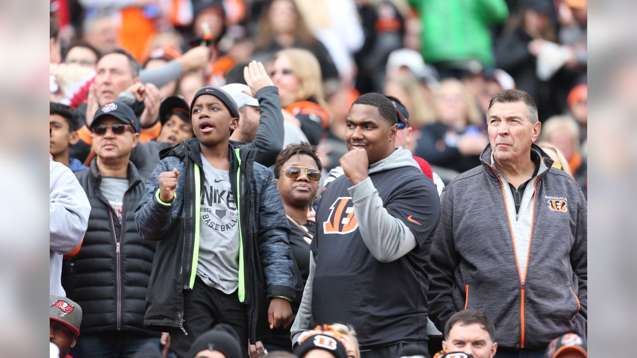 Bengals fans tailgate before Buccaneers game, Oct. 28