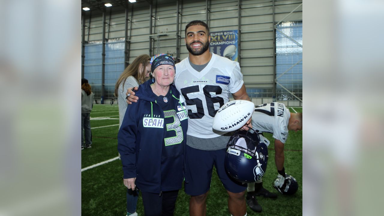 Seahawks Defensive End L.J. Collier Celebrates Mother, Ruby, During Crucial  Catch Month