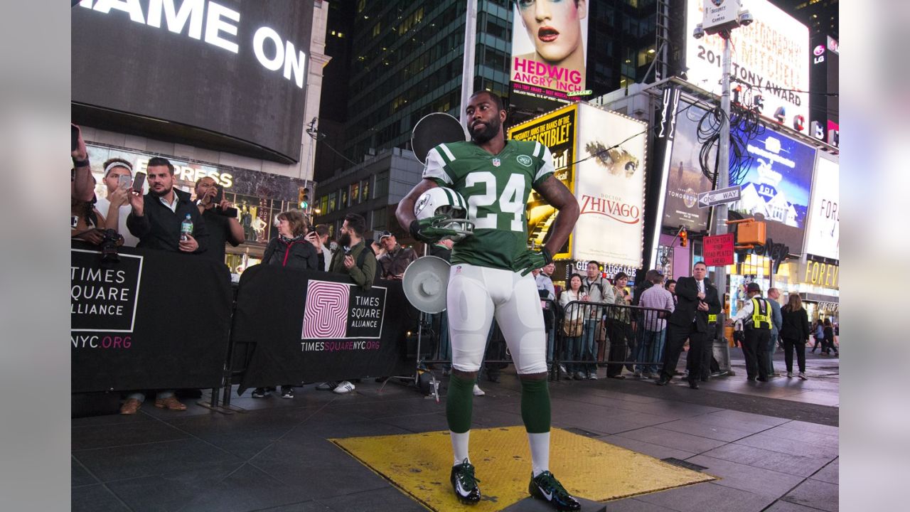 Darrelle Revis released by Jets - Sports Illustrated