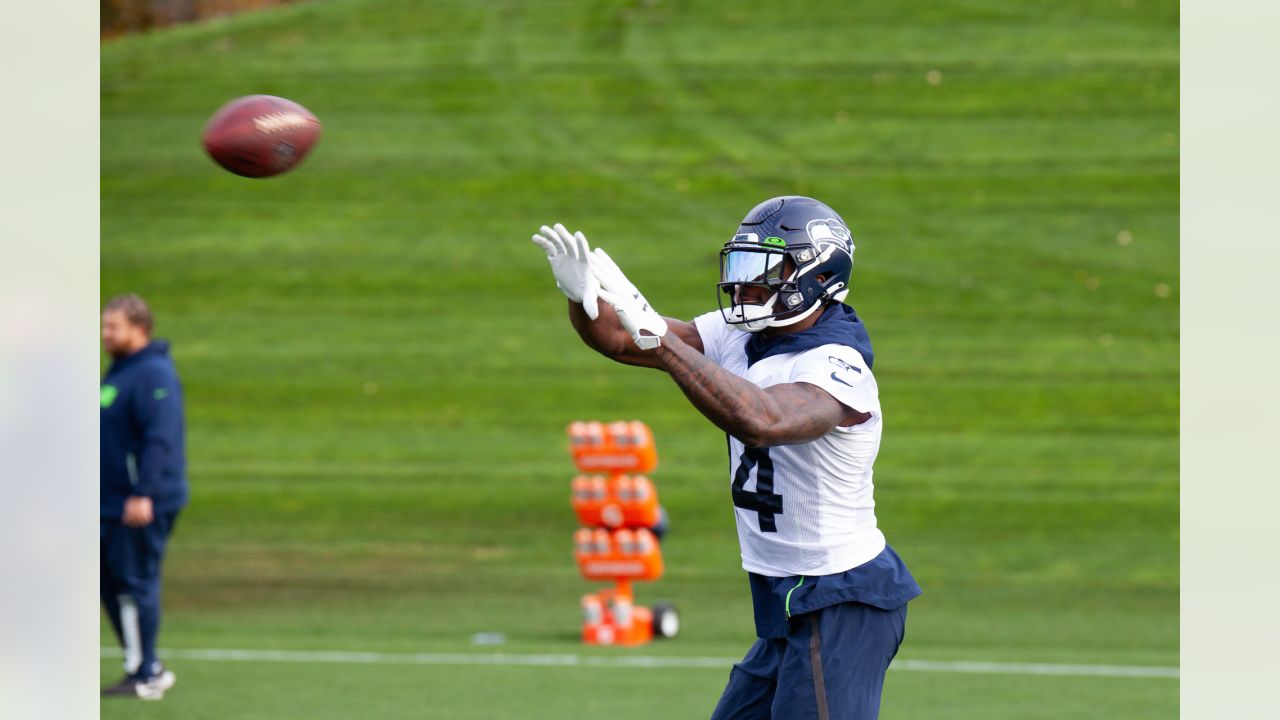 Why Russell Wilson & Chris Carson officially out as Seahawks v