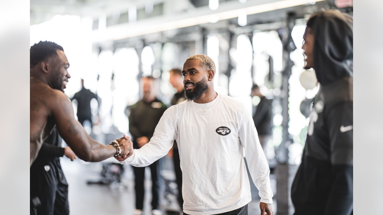 Gallery  2022 Jets in the Weight Room During the Offseason Program