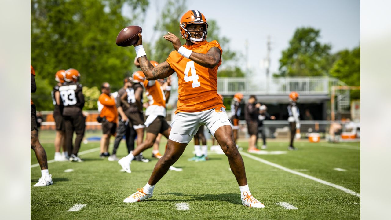 Deshaun Watson Spotted Getting In Work At His Camp