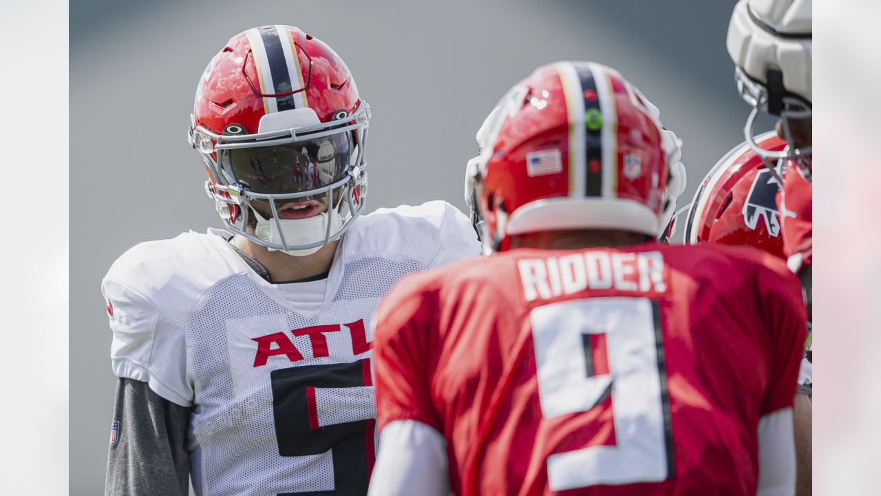 LOOK: Atlanta Falcons Reveal Week 2 Uniform vs. Green Bay Packers - Sports  Illustrated Atlanta Falcons News, Analysis and More