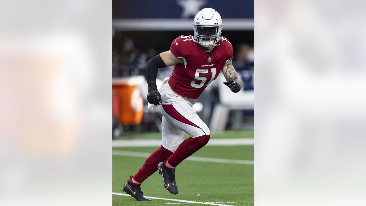 Arizona Cardinals linebacker Tanner Vallejo (51) in action during the  second half of an NFL football game against the Minnesota Vikings, Sunday,  Oct. 30, 2022 in Minneapolis. (AP Photo/Stacy Bengs Stock Photo - Alamy