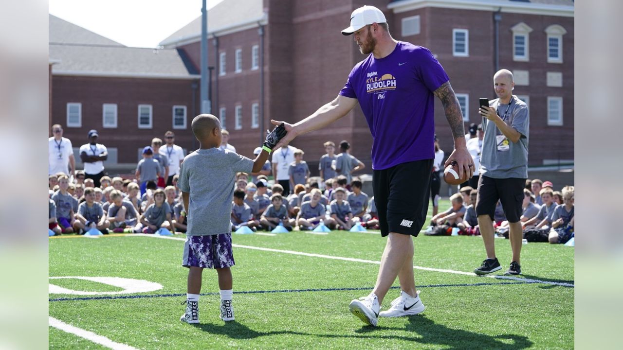 Former Vikings TE Kyle Rudolph hosts annual kids camp in Plymouth