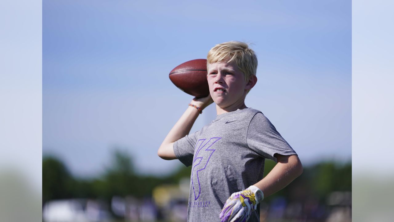 Former Vikings TE Kyle Rudolph hosts annual kids camp in Plymouth