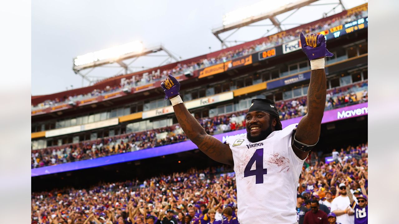 Vikings vs. Commanders: Best photos from Sunday's game