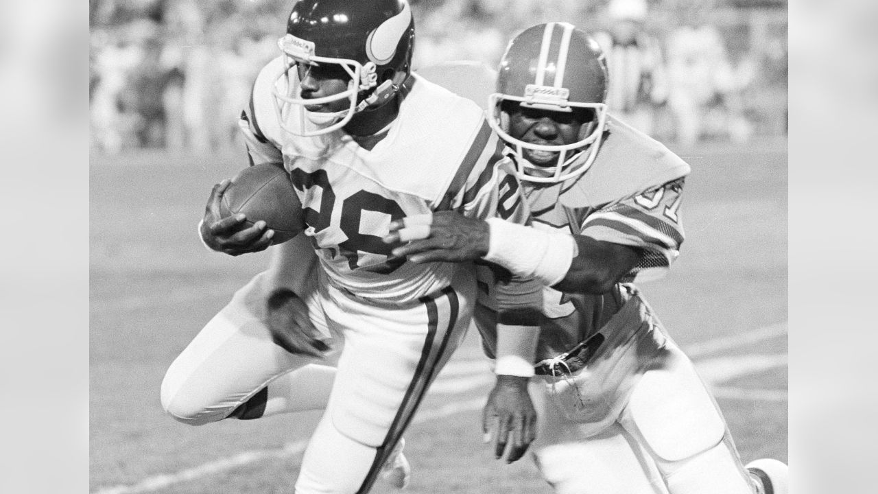 Photos: Former Vikings WR Ahmad Rashad