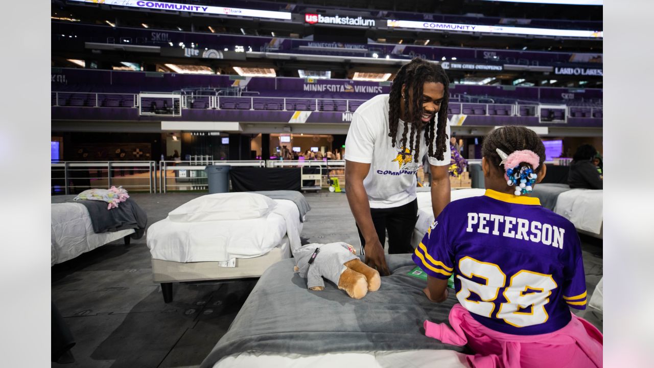 Vikings' Eric Kendricks happy to team with Hippy Feet – Twin Cities