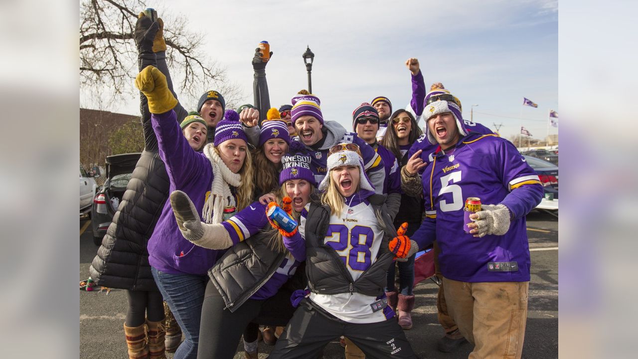 Vikings Tailgate Party with Uncle Jake's Foundation - BBBS Twin Cities